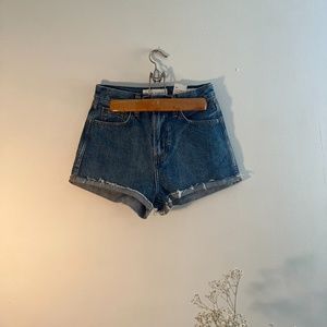 DENIM FORUM - Farrah Cheeky Short - Size 25